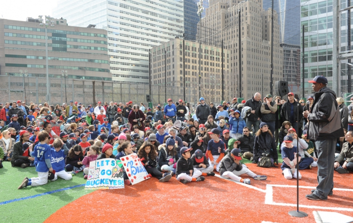 Baseball legend Dwight Gooden tells the kids to always try their best. Carl Glassman/Tribeca Trib Baseball legend Dwight Gooden tells the kids to always try their best. Carl Glassman/Tribeca Trib