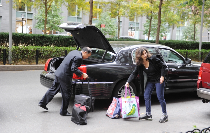 Some Battery Park City residents were picked up in style. Carl Glassman/Tribeca Trib Some Battery Park City residents were picked up in style. Carl Glassman/Tribeca Trib